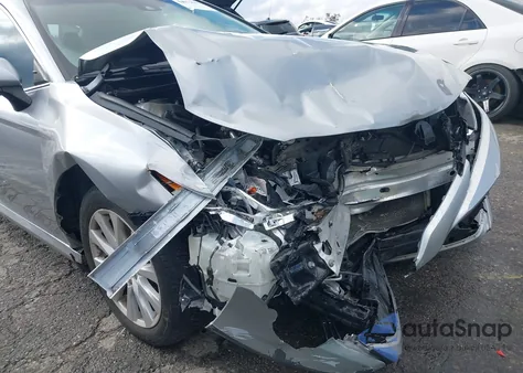2018 Toyota Camry Le from USA, damaged, VIN 4T1B11HKXJU081385